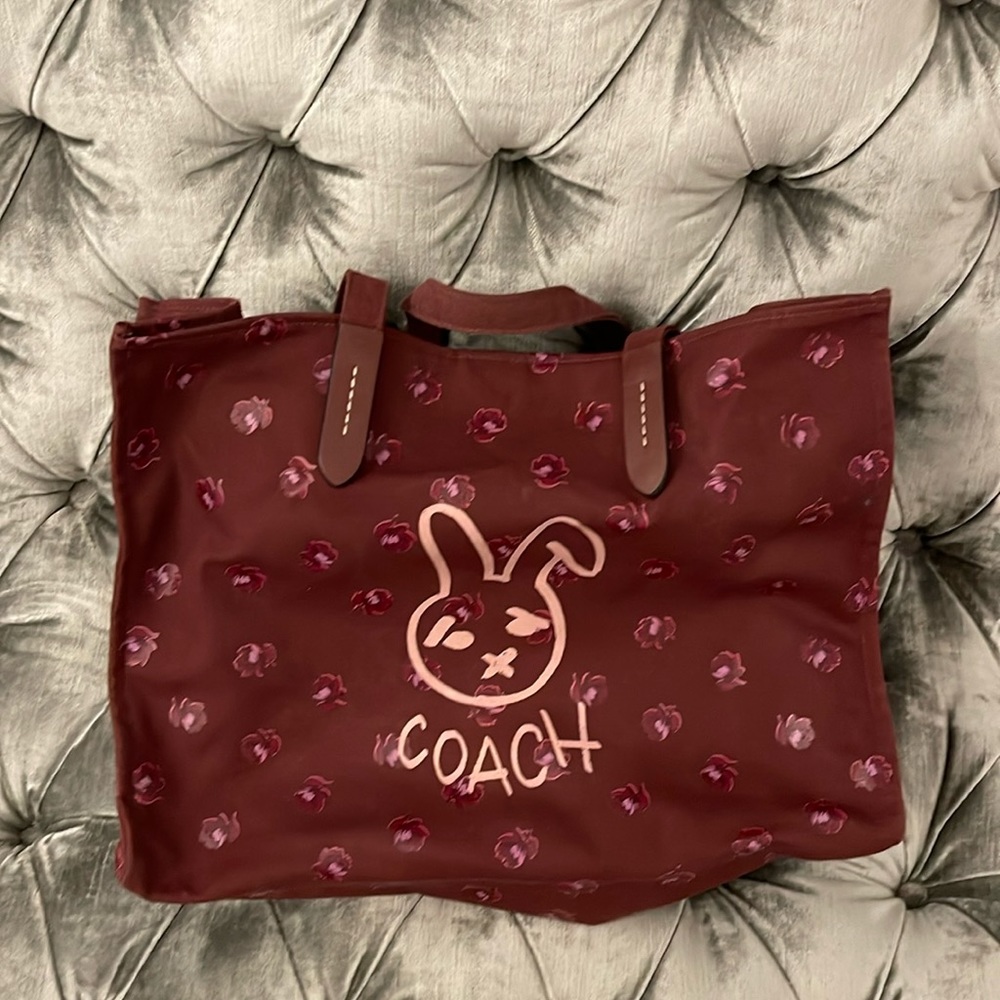 Coach lunar new year tote 42 with rabbit